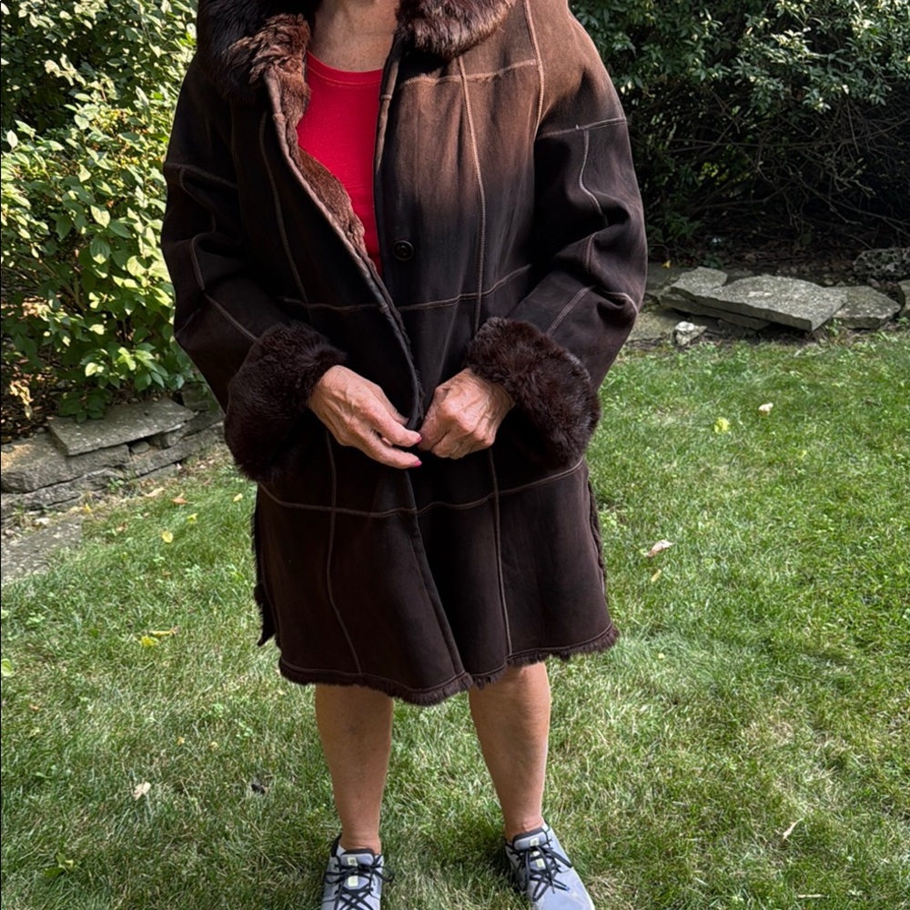 Luxurious Dark Brown Teddy Jacket with Fur Trim